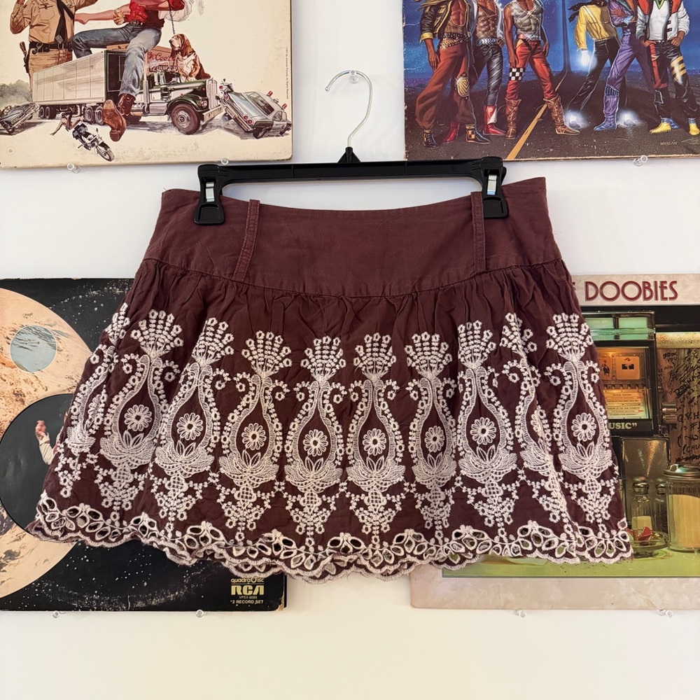 Rachael & Chloe Brown Mini Skirt with White Embroidery